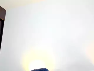 Julieth Davis's Live Sex Cam Show
