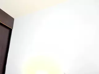 Julieth Davis's Live Sex Cam Show