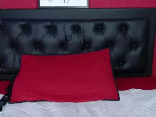 lilimatheus69's Live Sex Cam Show