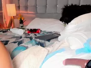 PocahontasFg's Live Sex Cam Show