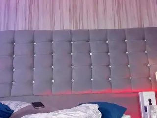 PocahontasFg's Live Sex Cam Show