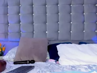 PocahontasFg's Live Sex Cam Show