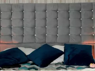 PocahontasFg's Live Sex Cam Show