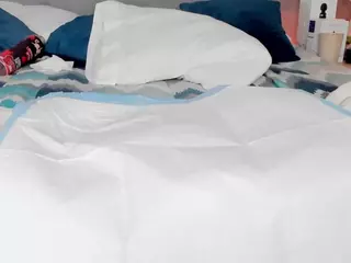 PocahontasFg's Live Sex Cam Show