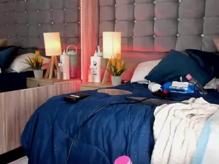 PocahontasFg's Live Sex Cam Show