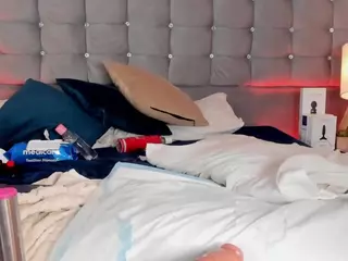 PocahontasFg's Live Sex Cam Show