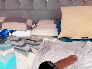 PocahontasFg's Live Sex Cam Show