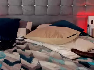 PocahontasFg's Live Sex Cam Show