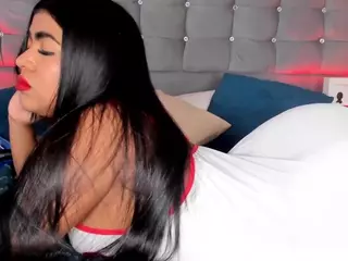 PocahontasFg's Live Sex Cam Show