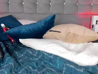 PocahontasFg's Live Sex Cam Show