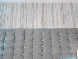 PocahontasFg's Live Sex Cam Show