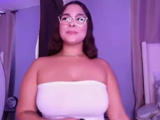 Shenoa's Live Sex Cam Show