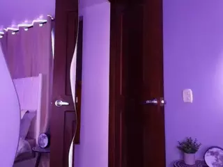 Shenoa's Live Sex Cam Show