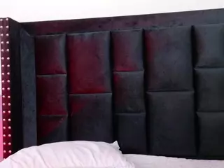Selena's Live Sex Cam Show