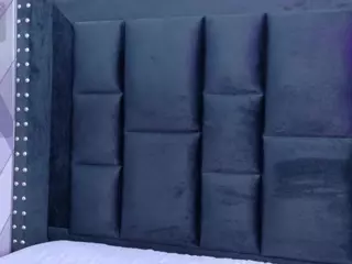 Selena's Live Sex Cam Show