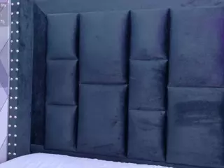 Selena's Live Sex Cam Show