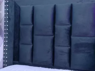 Selena's Live Sex Cam Show
