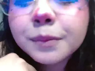 Kaede-chan's Live Sex Cam Show