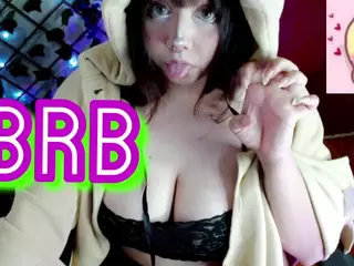 Kaede-chan's Live Sex Cam Show