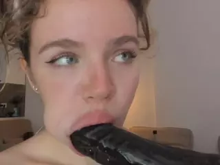 litasella's Live Sex Cam Show