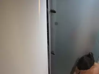 voyeurcam casa salsa shower 1's Live Sex Cam Show