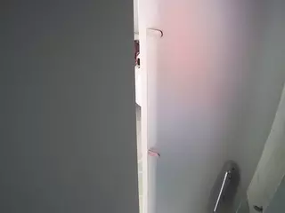 voyeurcam casa salsa shower 1's Live Sex Cam Show