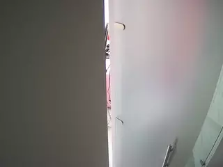 voyeurcam casa salsa shower 1's Live Sex Cam Show