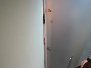 voyeurcam casa salsa shower 1's Live Sex Cam Show