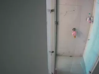 voyeurcam casa salsa shower 1's Live Sex Cam Show