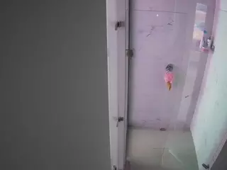 voyeurcam casa salsa shower 1's Live Sex Cam Show