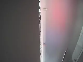 voyeurcam casa salsa shower 1's Live Sex Cam Show