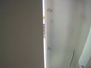 voyeurcam casa salsa shower 1's Live Sex Cam Show