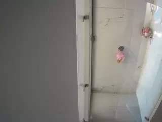 voyeurcam casa salsa shower 1's Live Sex Cam Show