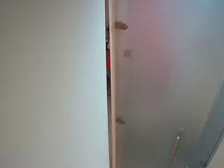 voyeurcam casa salsa shower 1's Live Sex Cam Show