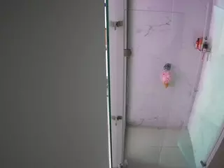 voyeurcam casa salsa shower 1's Live Sex Cam Show