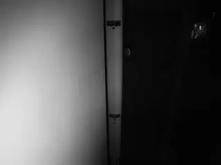 voyeurcam casa salsa shower 1's Live Sex Cam Show