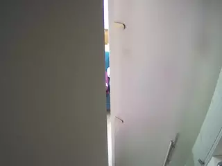 voyeurcam casa salsa shower 1's Live Sex Cam Show