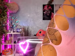 Chanelcharmx's Live Sex Cam Show