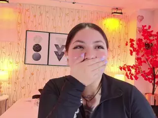 IssaReel's Live Sex Cam Show