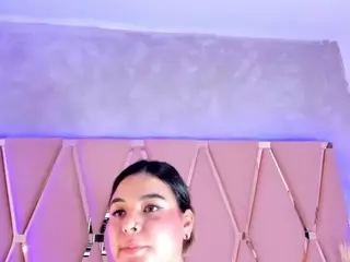 Mady James's Live Sex Cam Show