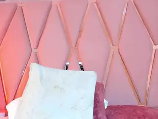 Mady James's Live Sex Cam Show
