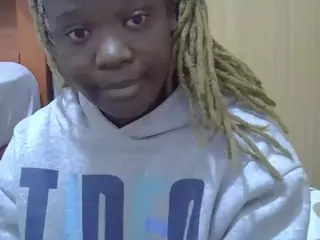 Shanlove's Live Sex Cam Show