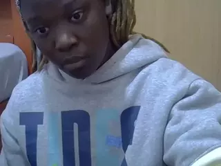 Shanlove's Live Sex Cam Show