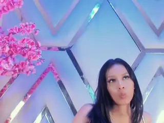 Dakota Rousseell's Live Sex Cam Show