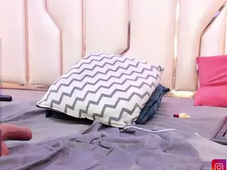 KiimLogan's Live Sex Cam Show