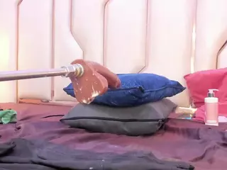 KiimLogan's Live Sex Cam Show