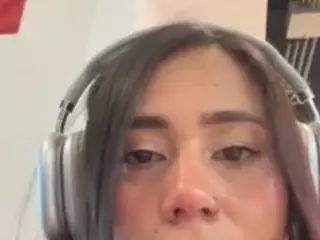 imrebecca's Live Sex Cam Show