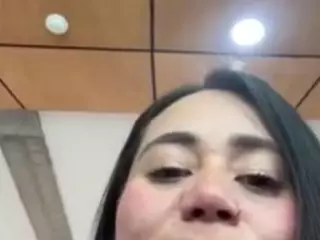 imrebecca's Live Sex Cam Show