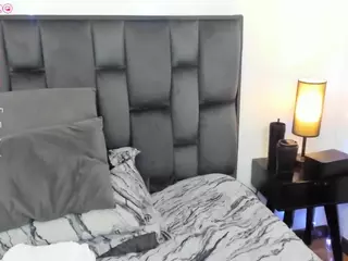 MartinaMadisson's Live Sex Cam Show