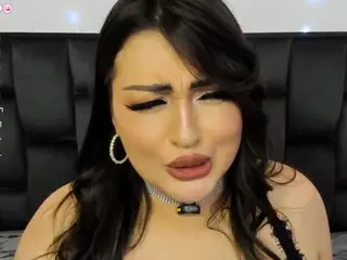 MartinaMadisson's Live Sex Cam Show